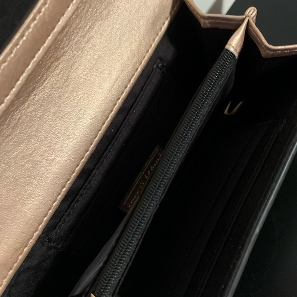 Clutch Wallet with detachable Wrist Strap - NWT - Picture 5 of 7